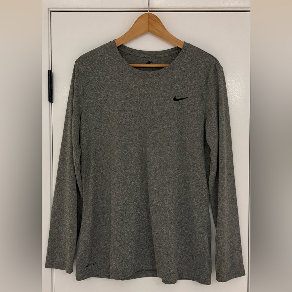 Nike Dri-FIT Heather Gray Long Sleeve Tee - BRAND NEW!